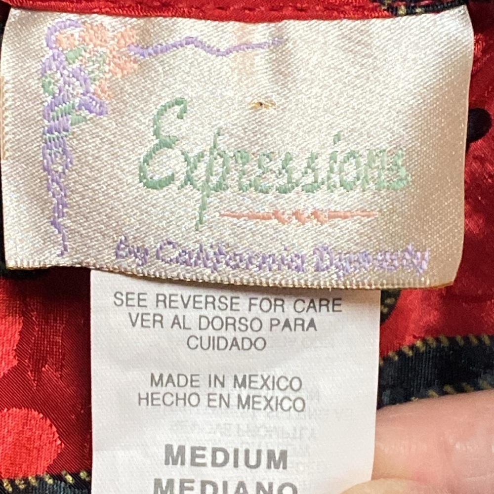 NWT DEADSTOCK EXPRESSIONS CALIFORNIA DYNASTY VINTAGE SIZE MED REDBLACK NIGHTGOWN - Picture 2 of 12